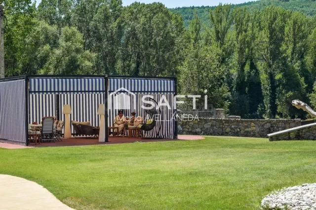 FABULOSA CASA DE PIEDRA TOTALMENTE REFORMADA — 107
