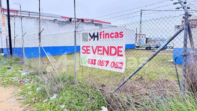 Activo industrial estratégico en eje comercial Mairena–El Vi - foto 2