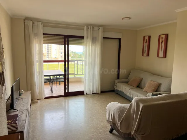 APARTAMENTO  ALQUILER TEMPORAL HASTA EL 30 DE JUNIO — 4