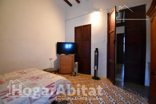 REFORMADO Y AMPLIO CON TECHOS ALTOS, PISCINA Y MUCHO ESTILO ¡TE ENCANTARÁ! — 16