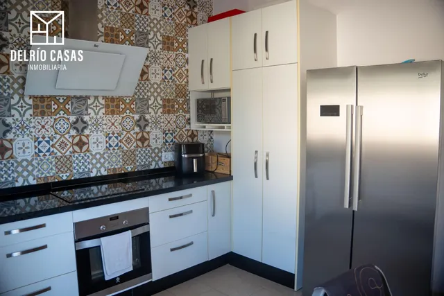 Exclusivo chalet independiente con apartamento auxiliar, piscina cubierta y vistas al mar en mazagón — 10