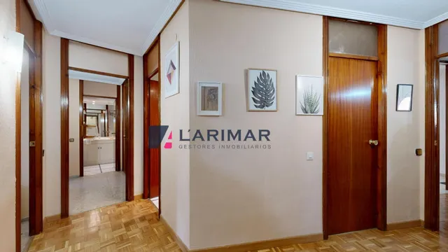 AMPLIA VIVIENDA CON GRAN TERRAZA, GARAJE Y PISCINA EN VISTAHERMOSA – ALICANTE — 30