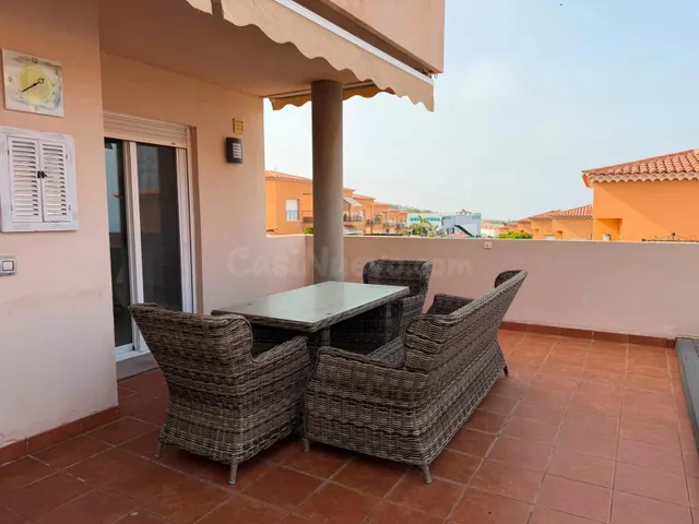 ¡Espectacular Adosado de Esquina en Venta en Puerto de Santi - foto 2