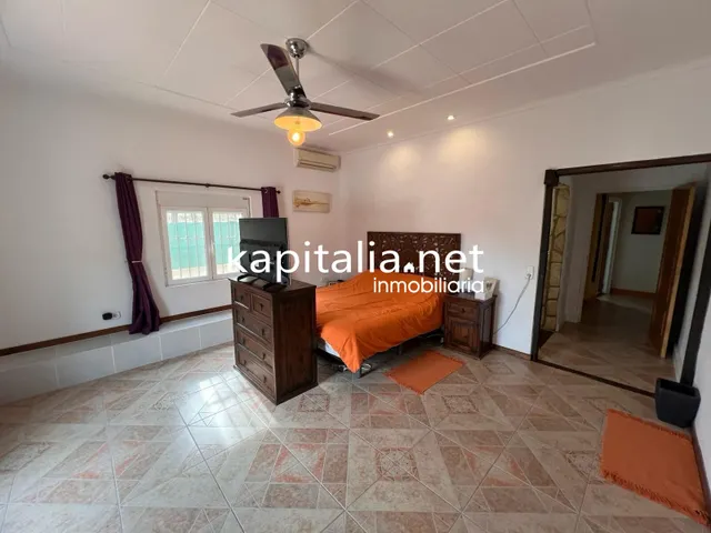 Chalet a la venta en l'Olleria — 28