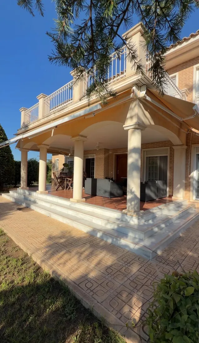 CHALET EXCLUSIVO EN ALZABARES ELCHE, CON PISCINA, ALTAS CALIDADES Y A SOLO 2 KM DEL HOSPITAL — 7