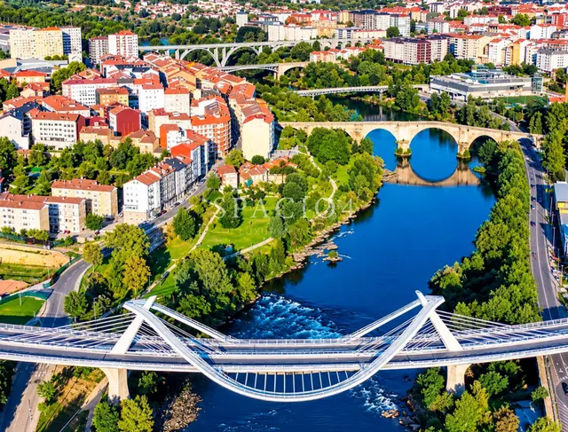 Edificio en venta en Ourense centro con vistas a la Plaza de la Trinidad — 29