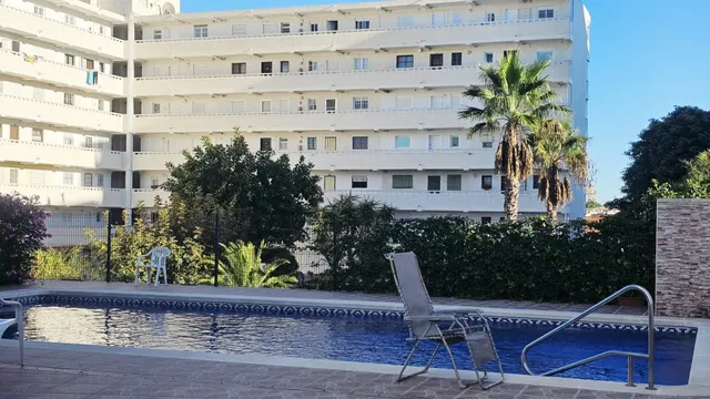 Estudio con piscina. parquing y vista al mar — 18