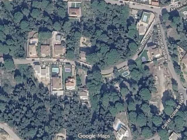 Terreno urbano de 1.194 m2 rodeado de zonas verdes en Lloret Residencial — 8