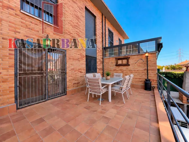 Kasaurbana ofrece en venta chalet en Getafe — 10