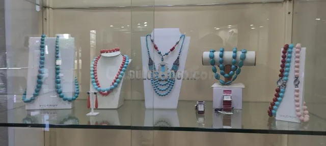 TRASPASO DE LOCAL AVDA. MÁLAGA, 131 JOYERIA ABRIL - foto 5