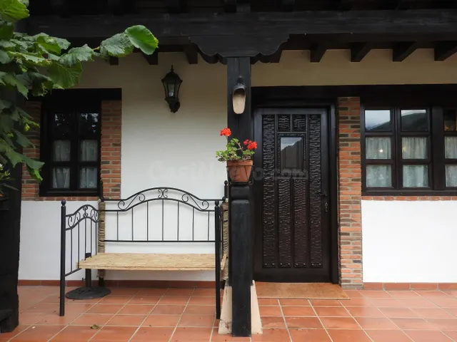 POSADA CON MUCHO ENCANTO EN CABUÉRNIGA.- — 5