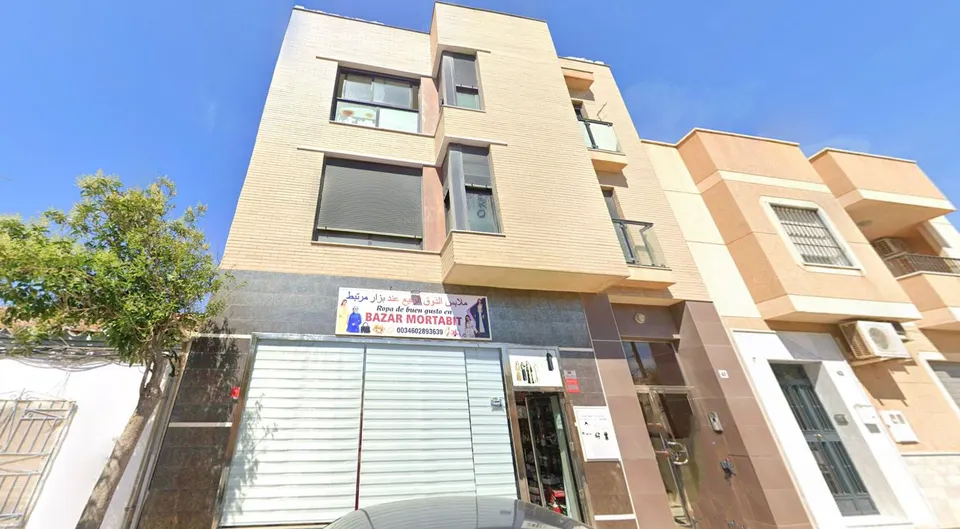 VENTA DE PISO EN EL EJIDO - ALMERIA