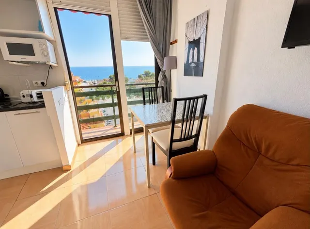 ESTUDIO ALQUILER BENALMADENA - foto 4