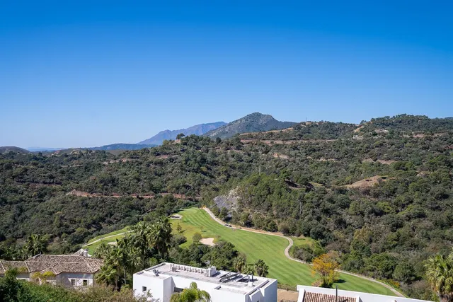 Chalet 6 habitaciones 802m² en venta - Costa del Sol - foto 2