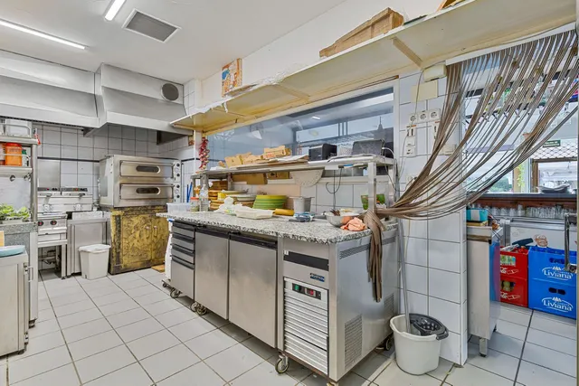 Restaurante 100m² en venta - Centro — 15
