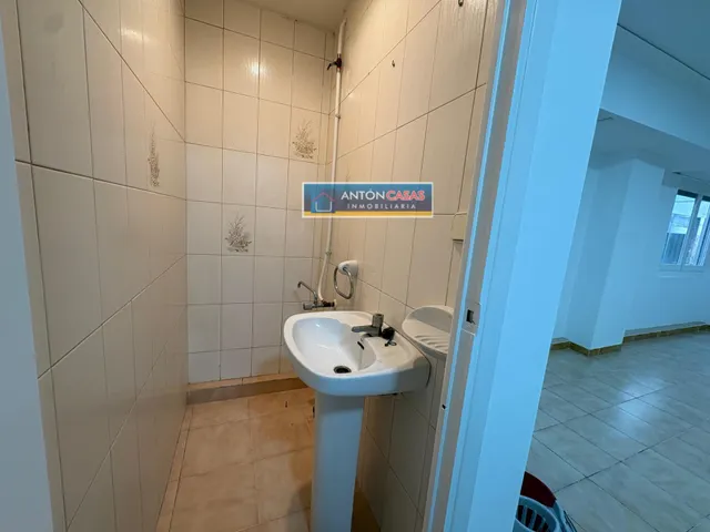 Local comercial céntrico en Novelda – 79 m2 — 10