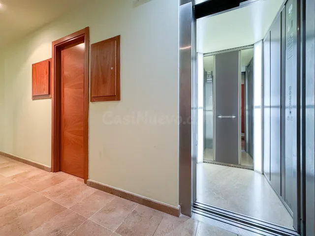 Espectacular ático reformado de 233 m2 con gran terraza de 7 - foto 3