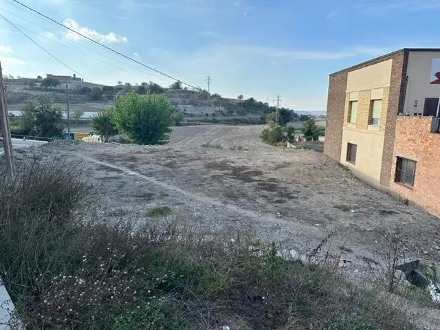 SOLAR EN VENDA A SANT ANTOLÍ — 2