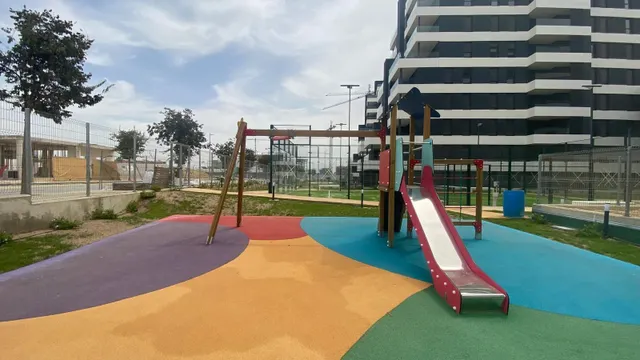 Espectacular Piso de Lujo en Las Terrazas de Entrenúcleos, Dos Hermanas – Sevilla — 16