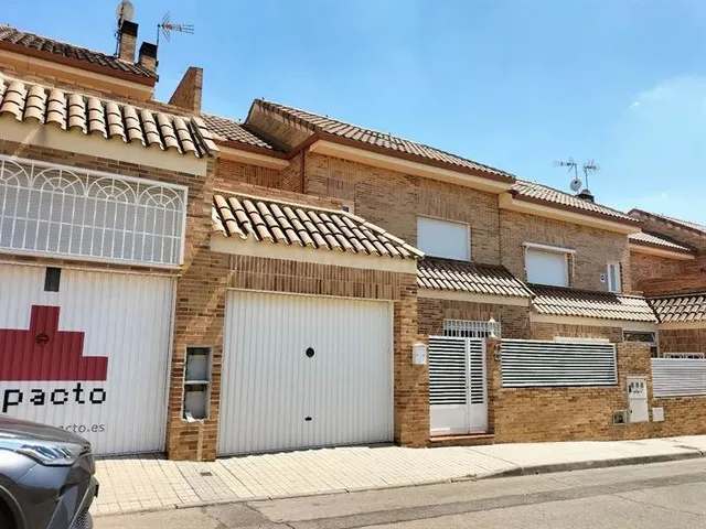 Casa 4 habitaciones 200m² en venta - Castilla la mancha - foto 3