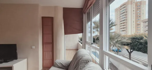 Se vende piso de 2 dormitorios con amplia terraza, garaje y trastero en Aguadulce Sur — 11