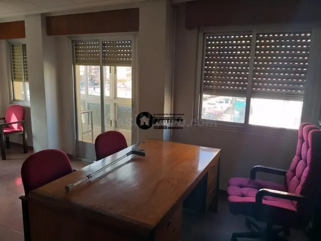 INMOBILIARIA TEJARES ALQUILA PISO PARA OFICINAS EN ZONA FIES - foto 2