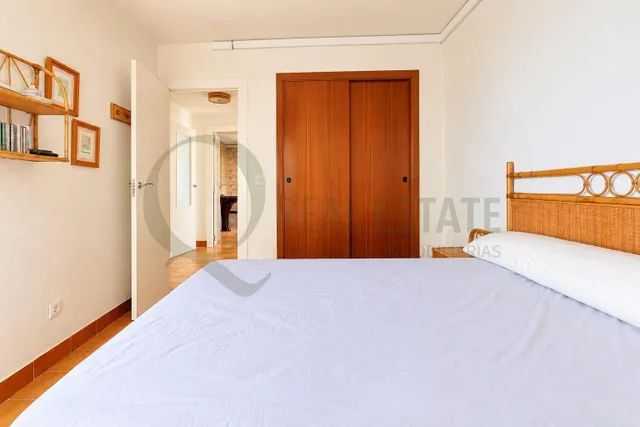 Vistas abiertas al mar y gran terraza en Cabo de las Huertas · 3 dormitorios y 2 baños — 29