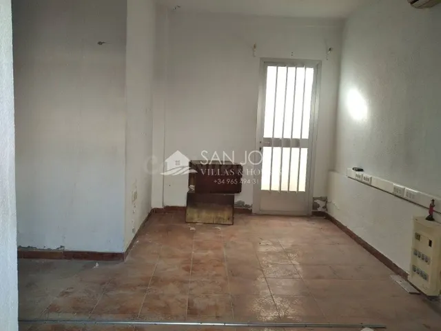 VENTA DE NAVE EN TORRELLANO — 3