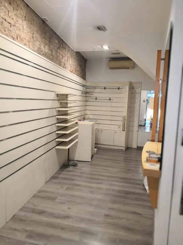 Edificio Comercial en Av. Generalitat, Tortosa — 6