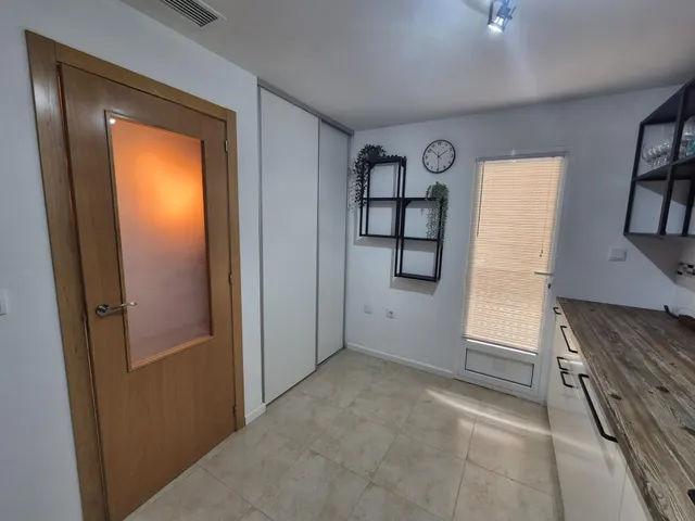 AMPLIA VIVIENDA CON TERRAZA PRIVADA, PLAZA DE GARAJE Y TRASTERO EN EL GARBANZAL, LA UNIÓN. — 16