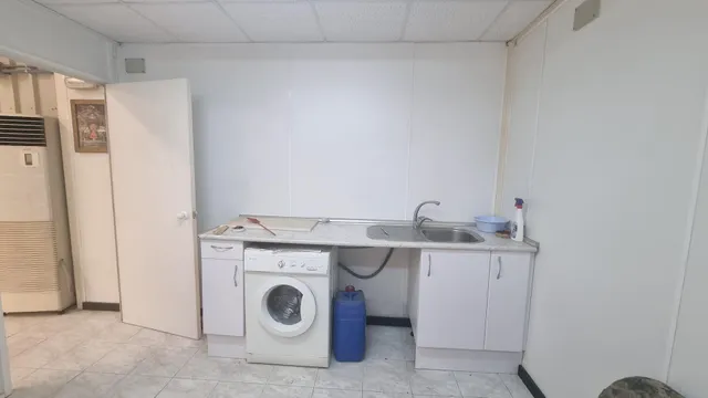 Nave industrial en polígono los leones, Pinseque | espacio, altura y funcionalidad para tu negocio — 14