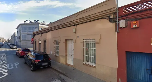 Se vende CASA OKUPADA en Calle S Sebastia De Nº 271 Sabadell - foto 2