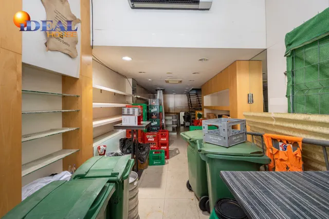 A LA VENTA EDIFICIO EN PLAZA BIB-RAMBLA — 49