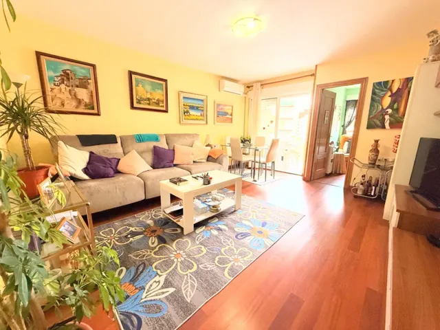 VIVIENDA PARA ENTRAR A VIVIR MUY CÉNTRICA Y A 150 METROS DE  - foto 3