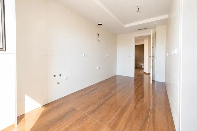 Piso Junto a Esquina del Convento — 9