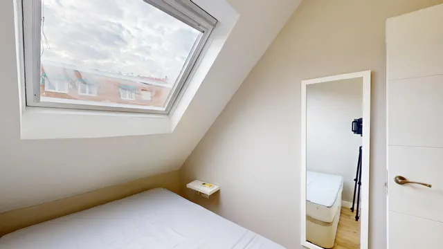 SERVICHECK ALQUILA ATICO DE 1 habitación EN CIUDAD LINEAL — 16
