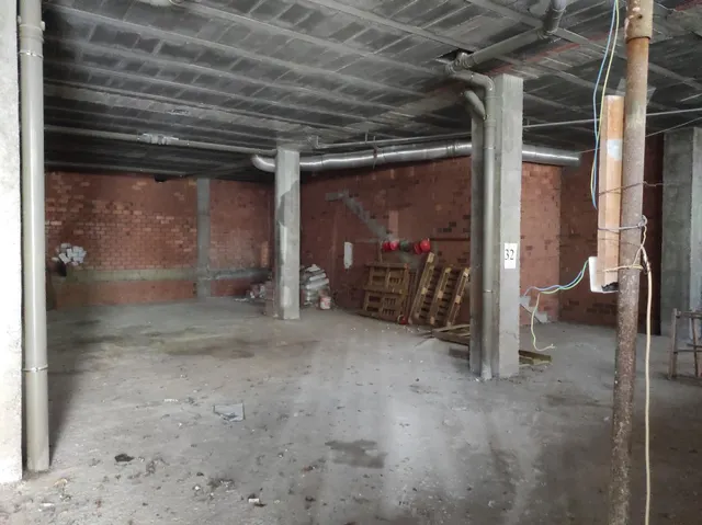 LOCAL COMERCIAL EN MILLADOIRO — 7