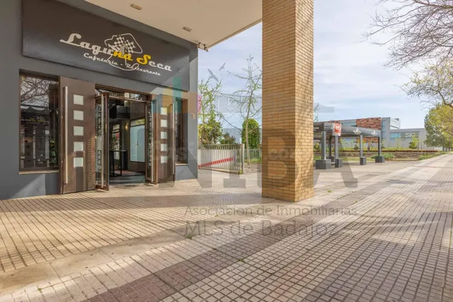 Local en Venta y Alquiler en Ronda Norte – Totalmente Acondi - foto 2