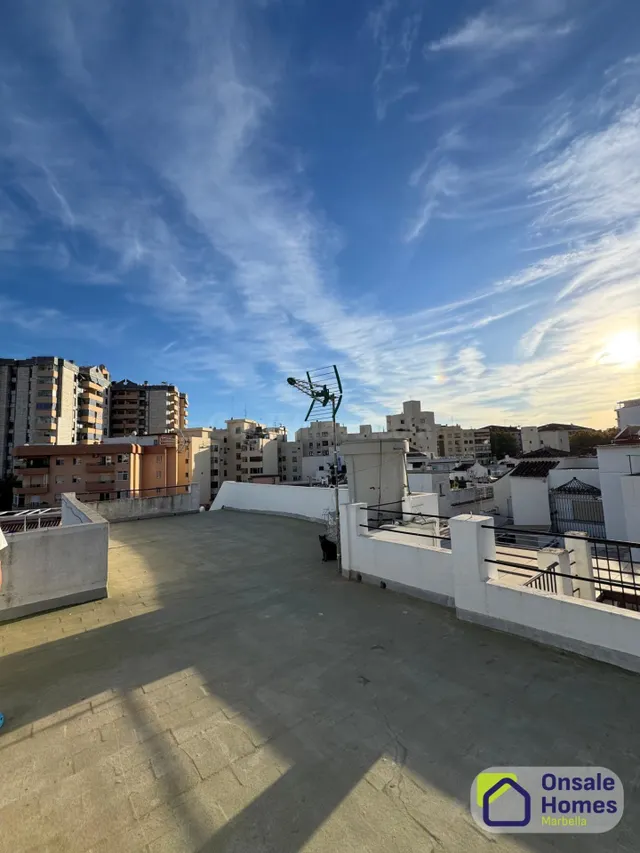 Edificio con Potencial en el Casco Antiguo de Marbella – Inv - foto 3