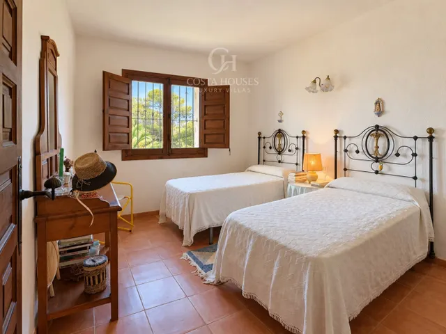 VILLA JARDI · DOBLE PARCELA, JARDINES MADUROS Y VISTAS AL MONTGÓ EN EL TOSALET JÁVEA — 13