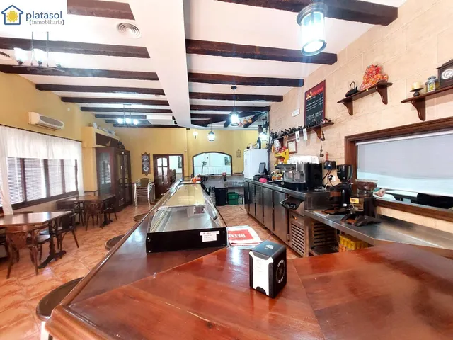 Oportunidad unica! Venta de local de hosteleria en funcionamiento — 4