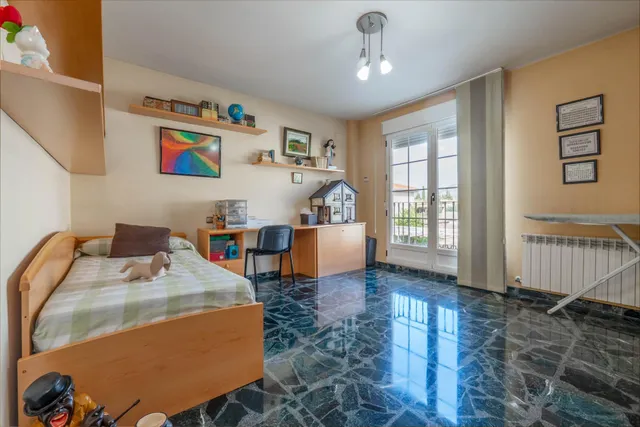 Magnífica casa unifamiliar de 4 dormitorios grandes en Otura — 42