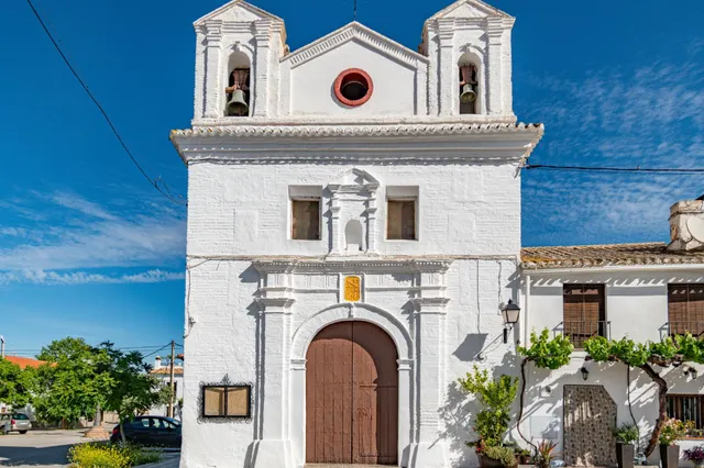 Terreno urbano en venta - Caparacena — 33