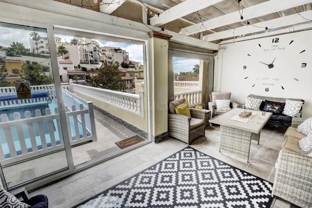 Casa de 6 Dormitorios a 400metros de la Playa y comodidades! - foto 4