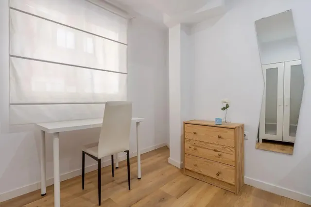 ¡Atención estudiantes! ✨ Piso de 3 habitaciones reformado. ¡Tenemos exactamente lo que necesitáis! — 19