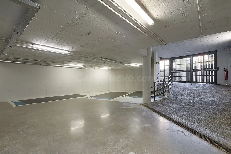 Parking 9m² en alquiler - Barcelona