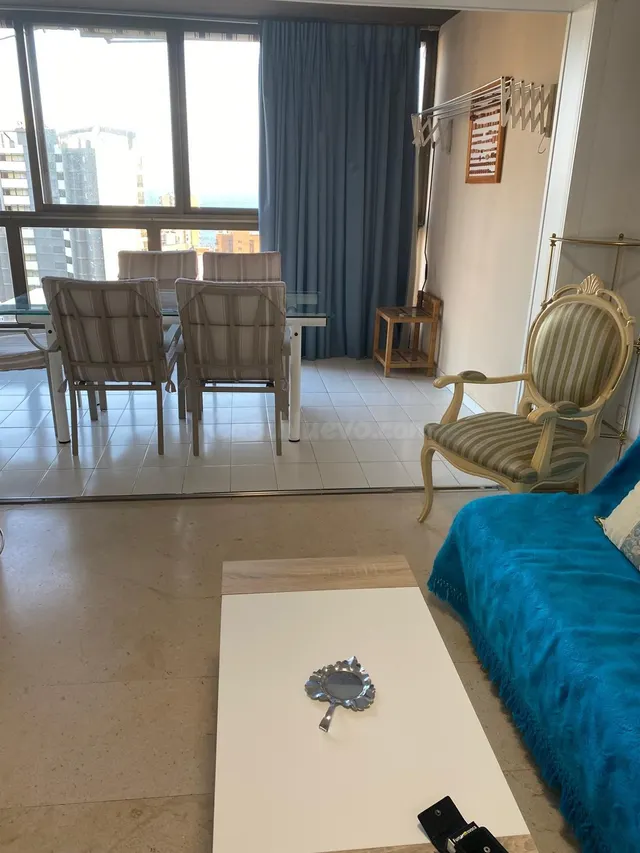 Encantador Apartamento Semireformado en Benidorm - ¡Tu Refug - foto 5