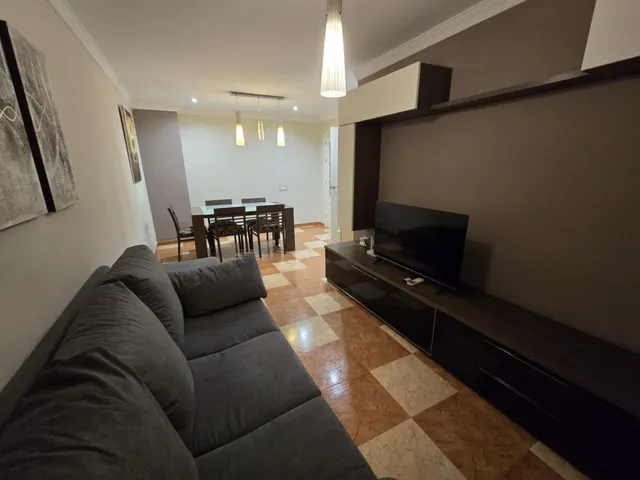 Piso con garaje muy próximo al centro — 6