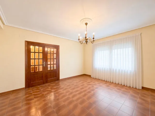 SE VENDE CASA DE DOS PLANTAS CON TRES DORMITORIOS, DOS BAÑOS Y GARAJE PARA DOS COCHES - ALFAJARÍN - ZARAGOZA — 8
