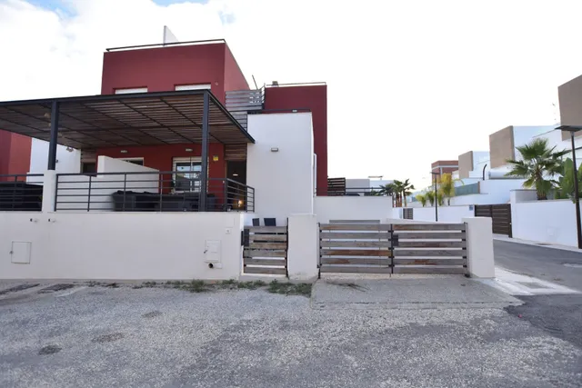 Villa 3 habitaciones 170m² en venta - Comunidad valenciana — 46